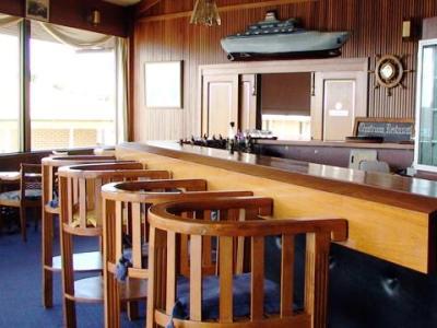 Admiral Motel 3*